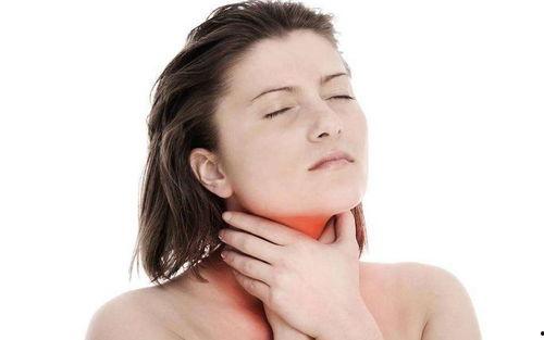 吃瓜后喉咙发涩,原因与缓解方法